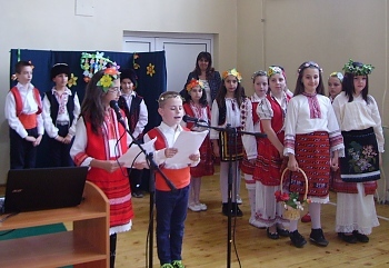 Пролетни празници