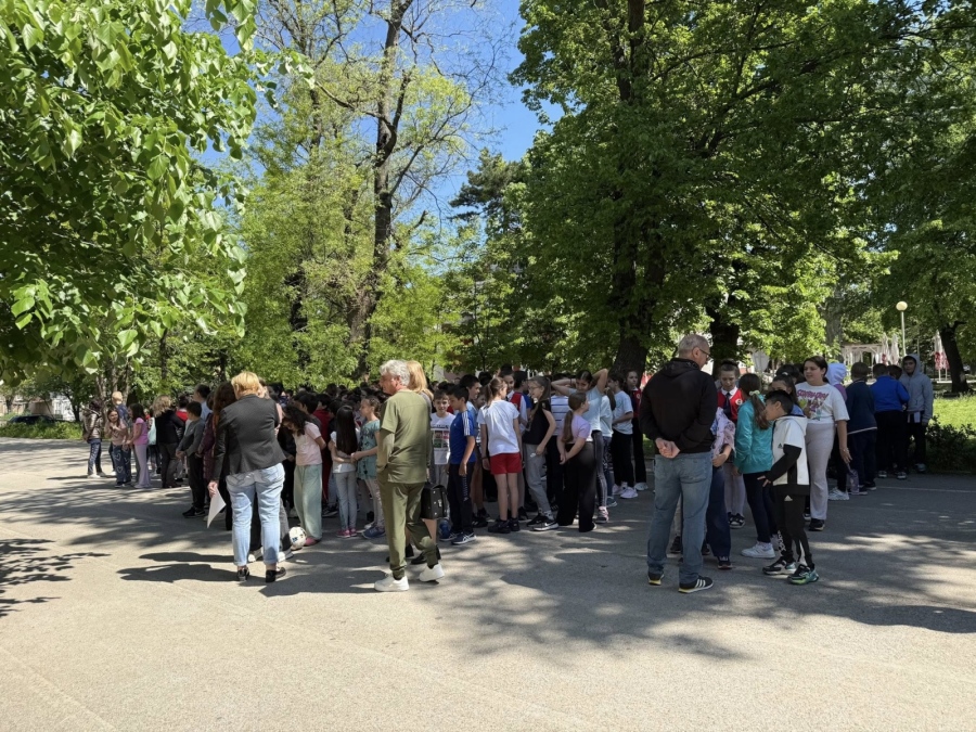 Практическо занятие „Земетресение“