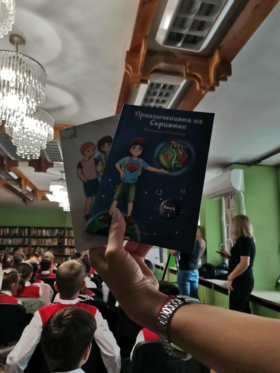 Среща с писателя Иван Кръстник в Регионална библиотека „Христо Ботев“