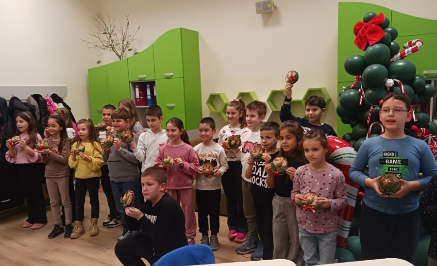 Коледна работилница във 2.б клас